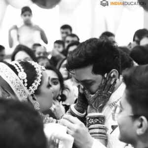 Vishal Jethwa with his sister on her wedding