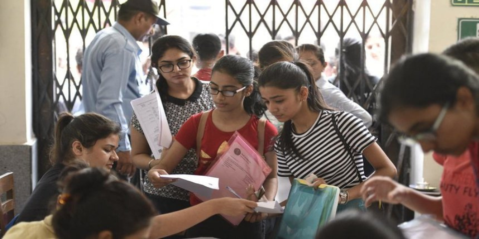 Girls outperform boys in Jammu and Kashmir Class 10 board exams, with 81.68% passing compared to 78.23% for boys.