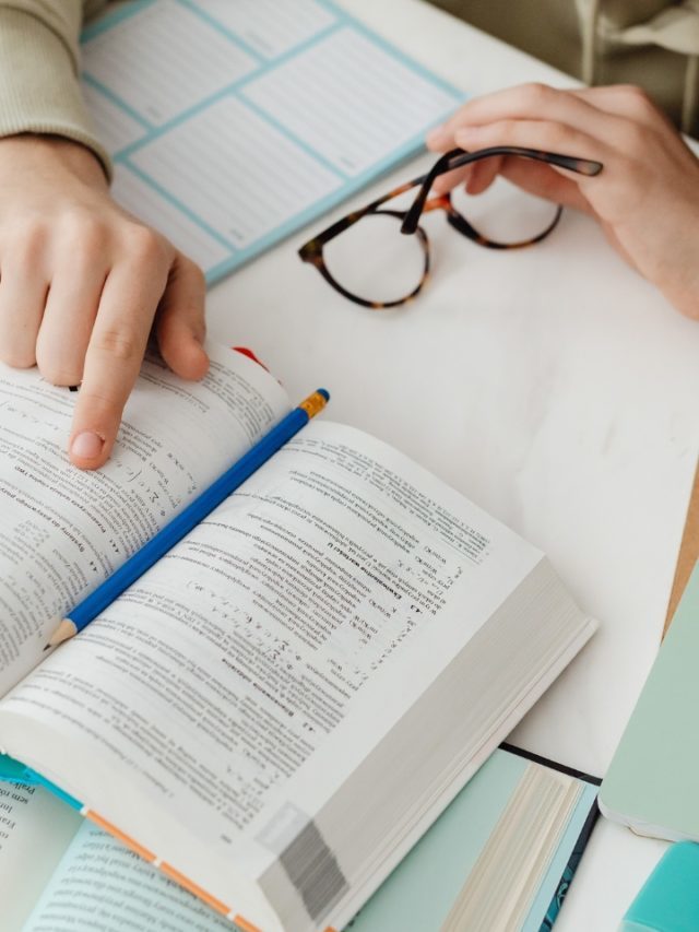 9 POWERFUL STUDY TIPS TO FALL IN LOVE WITH STUDY