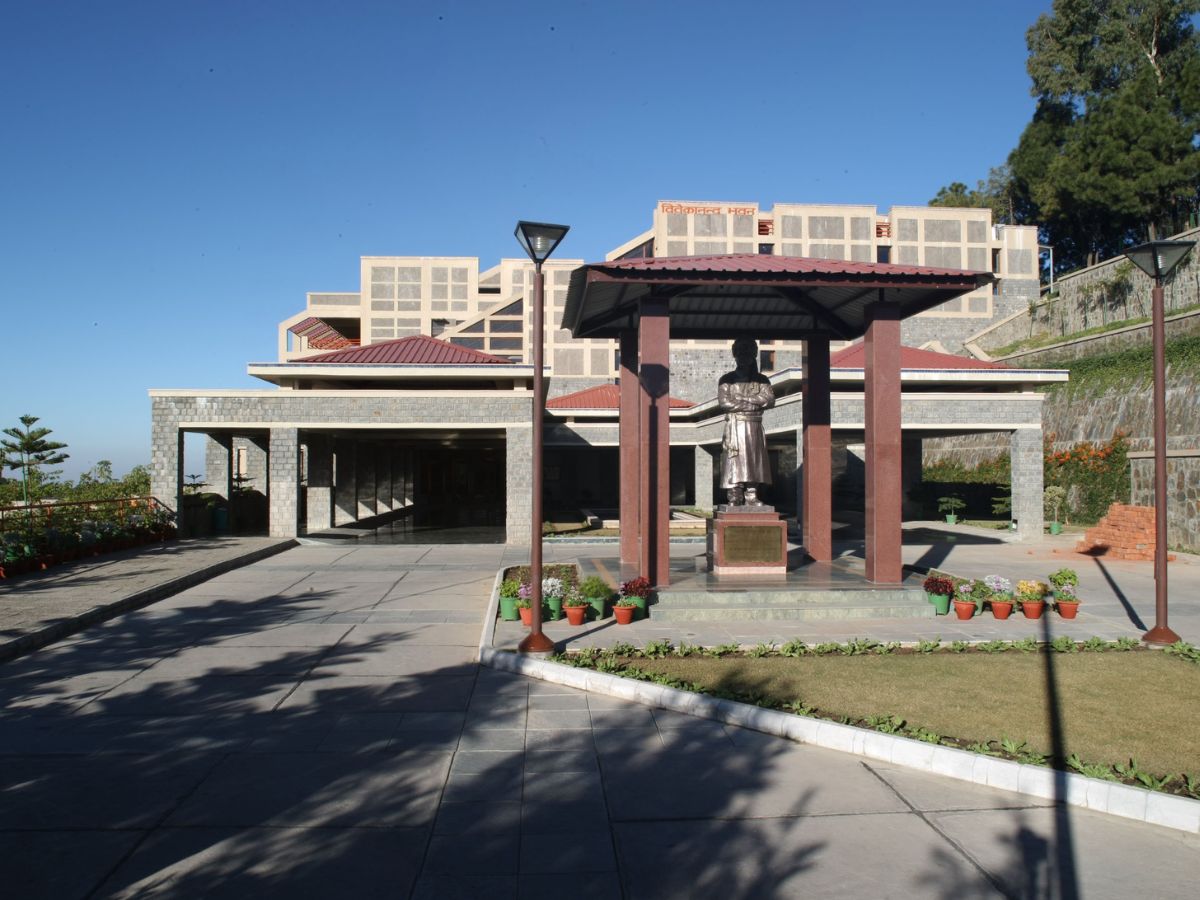 Top 15 Most Beautiful College Campus In India