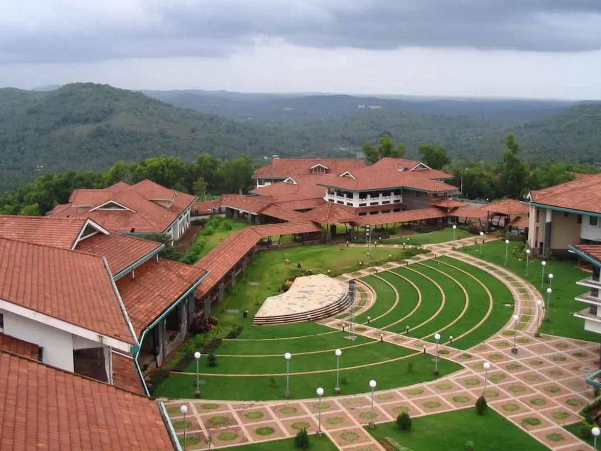 Top 15 Most Beautiful College Campus In India